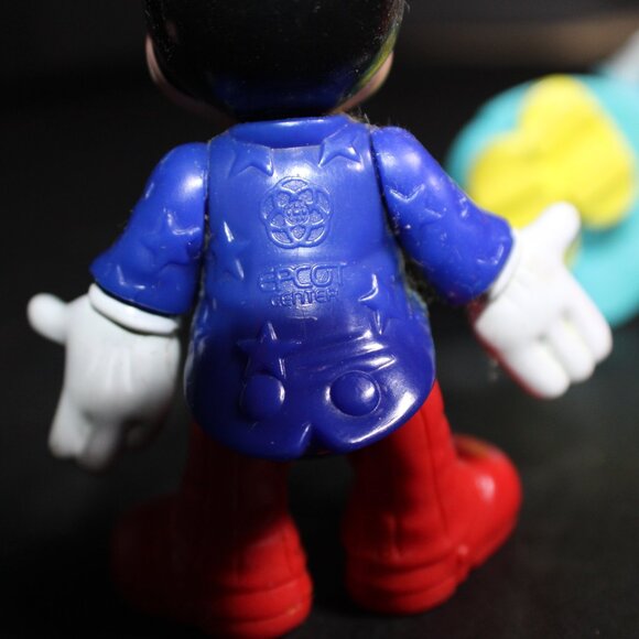 Vintage Disney EPCOT Center Mickey & Minnie PVC Figures Lot 1980s Park Souvenir - Picture 13 of 16